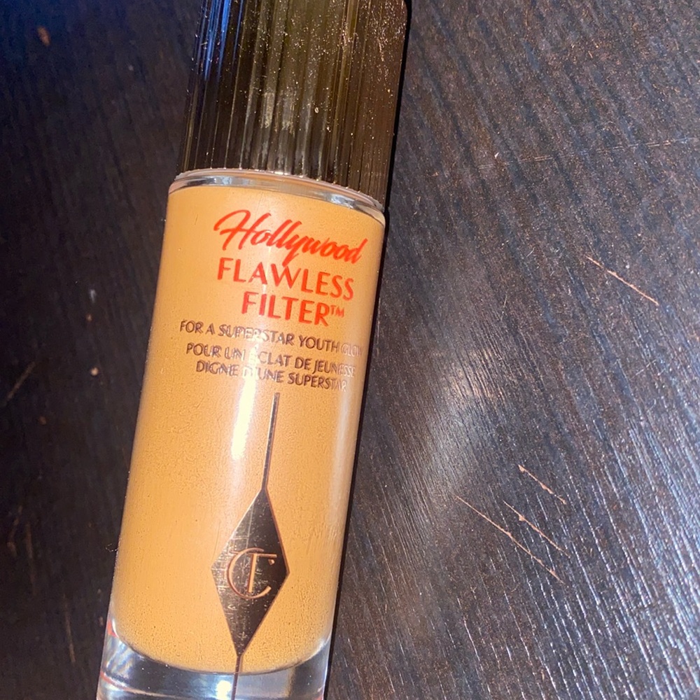Charlotte Tilbury Hollywood Flawless Fliter